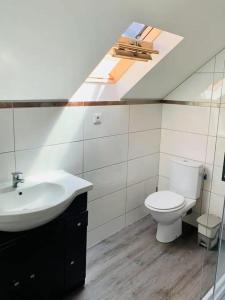 Koupelna v ubytování Gîte Escale Oceania en Baie de Somme à Ault, 50m de la mer