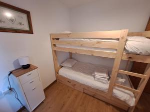 Postel nebo postele na pokoji v ubytování Casa Bihotz - Bonito y céntrico apartamento con garaje en Sallent