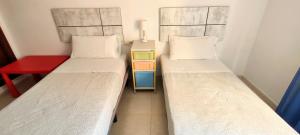Posteľ alebo postele v izbe v ubytovaní CM 2 bd appartment near the sea + 27 fotografií