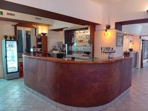 Ο χώρος του lounge ή του μπαρ στο Locanda Il Portone