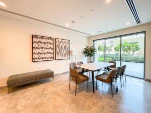Posezení v ubytování Amazing apartment next to Dubai Mall 160BR-2