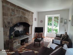 Posezení v ubytování Holiday Gites in Dordogne are two charming, spacious gites offering privacy and tranquillity for that perfect get away holiday