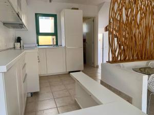 Kép Casa Fra - su 2 piani, confortevole e accogliente, Wi-Fi, piscina szállásáról Costa Calmában a galériában