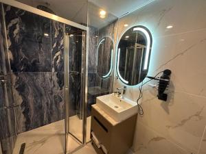 Koupelna v ubytování Istanblu Hotel Ataşehir