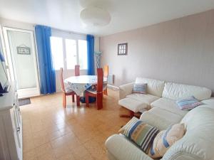 Posedenie v ubytovaní Charmant 4 pièces à Sète avec balcon, proche plage, activités familiales et commodités - FR-1-338-509