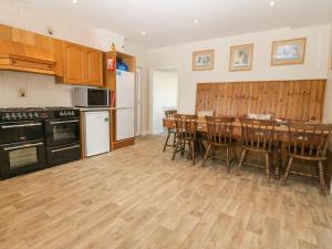 Η κουζίνα ή μικρή κουζίνα στο Cim Canol