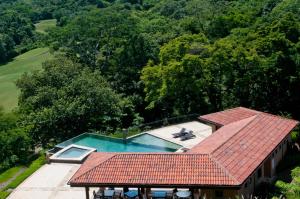 Kolam renang di atau dekat dengan Jobo 1 Luxury Apartment - Reserva Conchal