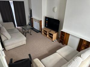 Galería fotográfica de Tomla Inn-3 Beds House - 6 people sleeps-Greenwich Holiday Short Let en Plumstead