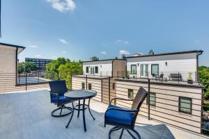 En balkong eller terrasse på Modern Atlanta Vacation Rental 2 Mi to Downtown!