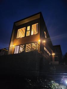 Hoone, kus villa asub