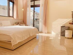 Llit o llits en una habitació de 光域文旅