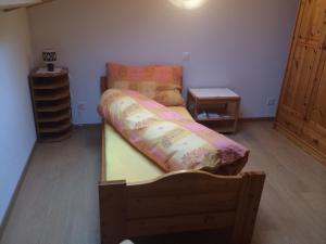 Postel nebo postele na pokoji v ubytování Osteria Del Centro