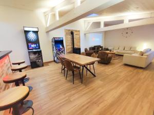 Imagen de la galería de Sublime appartement hyper centre Hirson, en Hirson