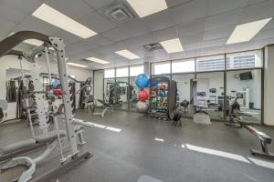 The fitness centre and/or fitness facilities at Downtown Tulsa Apartment - Near BOK Center!