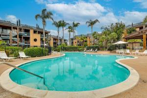 Kolam renang di atau dekat dengan Carlsbad Rental with Private Balcony and Pool Access!