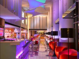 Ibis Singapore on Bencoolen - Newly Renovated餐厅或其他用餐的地方