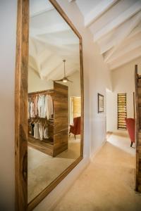 Fotografie z fotogalerie ubytování Nakatumble - Luxury Sustainable Villa with Farm v destinaci Pangona