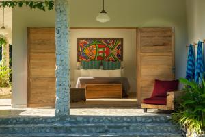 Posezení v ubytování Nakatumble - Luxury Sustainable Villa with Farm
