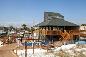 Gallery image of Sandpiper Cove by Panhandle Getaways in Destin