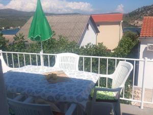 Nespecifikovaný výhled na hory nebo výhled na hory při pohledu z apartmánu