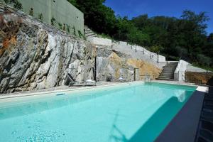 Bazén v ubytovaní Casa Mastena Vista Lago alebo v jeho blízkosti