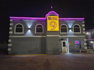 Gallery image of Motel 9 in Laredo