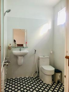Ванная комната в Green Homestay Tuy Hòa