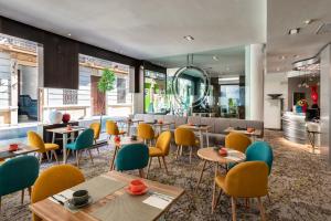 Posezení v ubytování Mariposa Hotel Malaga