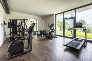 Posilňovňa alebo fitness centrum v ubytovaní Gaia Residence Hotel