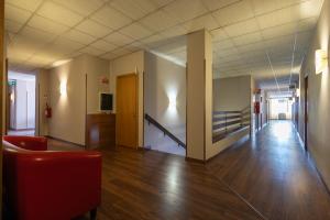 TV a/nebo společenská místnost v ubytování Hotel Kristina + 37 fotografií
