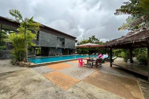 Bazén v ubytování Tann Anda Resort nebo v jeho okolí