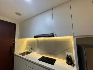 Dapur atau dapur kecil di Pollux Habibie Studio Batam 53F (Seaview)