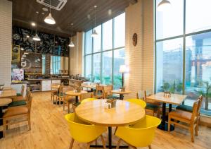 Bloom Hotel - Jammu餐厅或其他用餐的地方