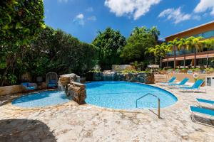 Bazén v ubytování DoubleTree by Hilton San Juan nebo v jeho okolí