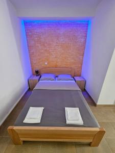 Postel nebo postele na pokoji v ubytování Booking Apartments Alone 2