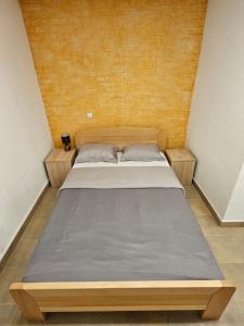 Postel nebo postele na pokoji v ubytování Booking Apartments Alone 2
