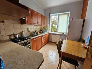 Kuchyň nebo kuchyňský kout v ubytování U Witka, Tanie noclegi, Kwatery pracownicze