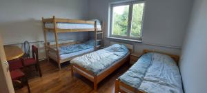 Postel nebo postele na pokoji v ubytování U Witka, Tanie noclegi, Kwatery pracownicze