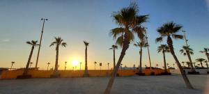 Východ nebo západ slunce při pohledu z apartmánu nebo okolí