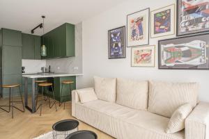 Кухня или мини-кухня в RentPlanet - Przedmieście Oławskie
