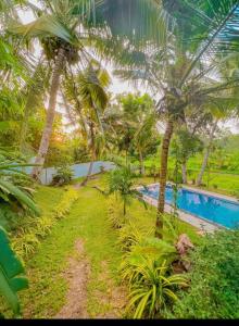 Vue sur la piscine de l'établissement Senki Villa ou sur une piscine à proximité