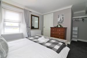 Posteľ alebo postele v izbe v ubytovaní Signature - Kirkhill Lower