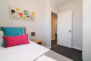 Billede fra billedgalleriet på Signature- Connelly House i Motherwell + 37 billeder