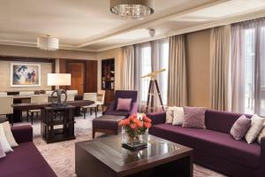 Posezení v ubytování Sheraton Bratislava Hotel + 37 fotografií