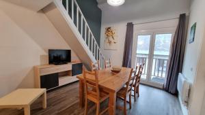 TV a/nebo společenská místnost v ubytování Apartamentos Grifovacances Nevada