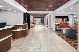 a lobby of a hotel with a waiting room at Courtyard Scottsdale North in Scottsdale