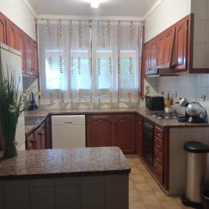 Kuchyň nebo kuchyňský kout v ubytování Casa rural Can Casanovas