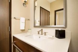 Koupelna v ubytování Homewood Suites by Hilton Midland