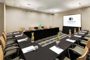 DoubleTree by Hilton Hotel Albuquerque商务区和/或会议室