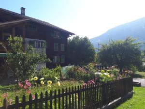 Nespecifikovaný výhled na hory nebo výhled na hory při pohledu z bed and breakfast